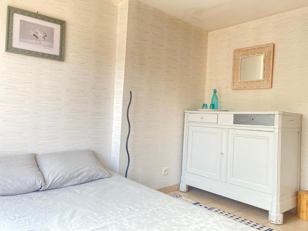 Bed and Breakfast Le Cocon Verrieres  Екстер'єр фото